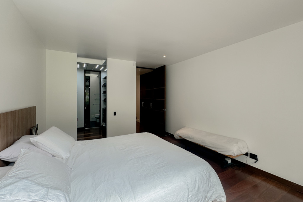 Apartamento en venta en El Refugio, Bogotá · foto 9 de 24