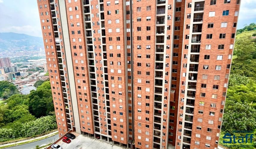 Apartamento de 2 alcobas en venta en Las Lomitas, Sabaneta, 60 m² · foto 12 de 23