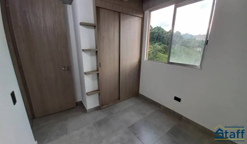 Apartamento de 2 alcobas en venta en Las Lomitas, Sabaneta, 60 m² · foto 15 de 23