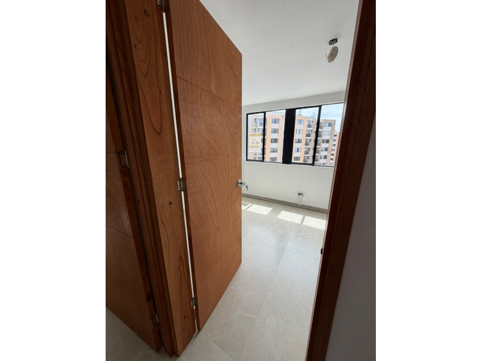 Apartamento en venta en Cuatro Esquinas, Marinilla · foto 5 de 8