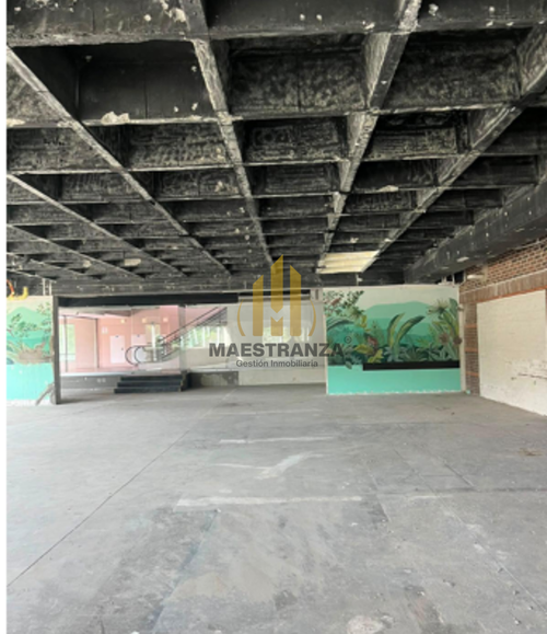 Local en arriendo en Las Lomas, Medellín, 320 m² · foto 5 de 6