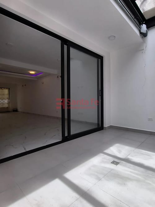 Casa de 3 alcobas en venta en Centro, Rionegro, 160 m² · foto 5 de 10