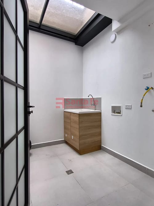 Casa de 3 alcobas en venta en Centro, Rionegro, 160 m² · foto 6 de 10