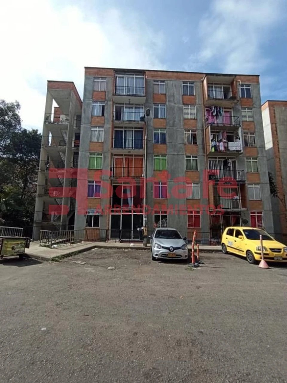 Apartamento en venta en Robledo, Medellín · foto 2 de 10