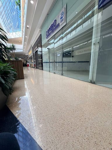 Local en arriendo en Perpetuo Socorro, Medellín, 65 m² · foto 2 de 12