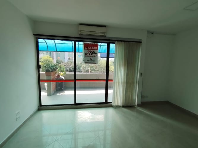 Local en arriendo en Villa Nueva, Medellín, 40 m² · foto 9 de 17