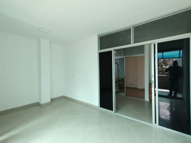 Local en arriendo en Villa Nueva, Medellín, 40 m² · foto 15 de 17