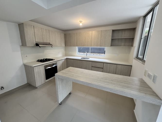 Casa de 3 alcobas en venta en Las Mercedes, Jamundí, 401 m² · foto 4 de 19