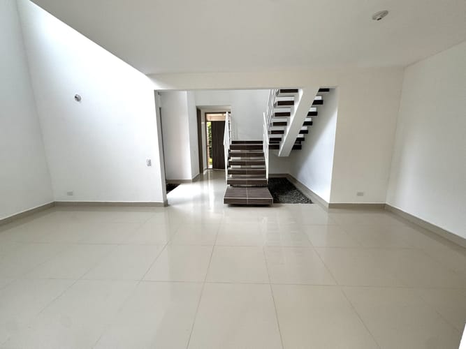 Casa de 3 alcobas en venta en Las Mercedes, Jamundí, 401 m² · foto 7 de 19