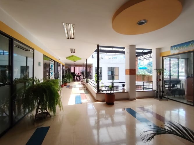 Local en arriendo en Villa Nueva, Medellín, 40 m² · foto 5 de 17