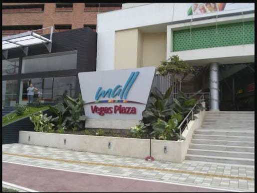 Local en venta en Monteazul, Sabaneta, 44 m² · foto 3 de 3