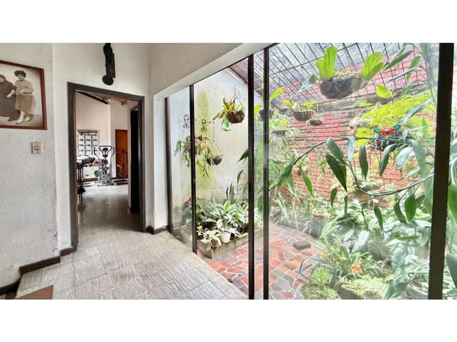 Casa de 4 alcobas en venta en Tequendama, Cali, 252 m² · foto 11 de 16