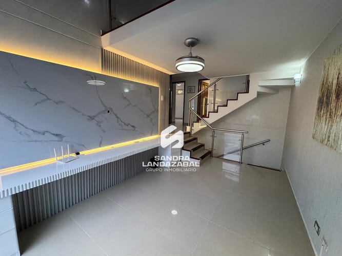 Casa de 5 alcobas en venta en Lagos Del Cacique, Bucaramanga, 218 m² · foto 4 de 24