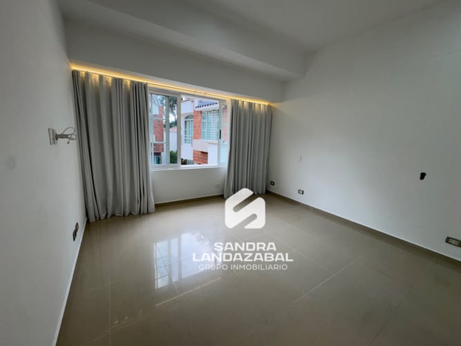 Casa de 5 alcobas en venta en Lagos Del Cacique, Bucaramanga, 218 m² · foto 13 de 24
