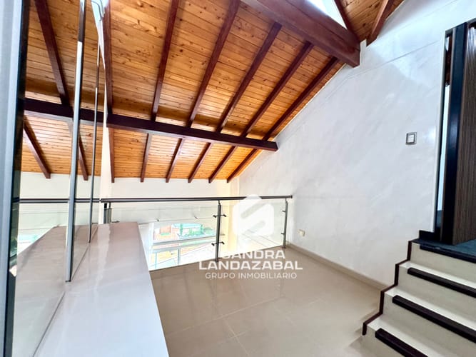 Casa de 5 alcobas en venta en Lagos Del Cacique, Bucaramanga, 218 m² · foto 24 de 24