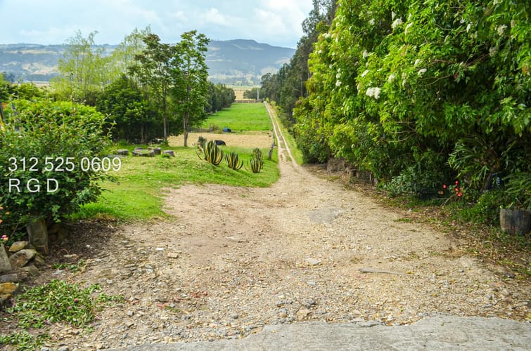Lote en venta en Fusca, Chía, 5566 m² · foto 2 de 6