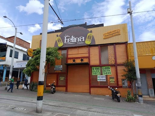 Local en arriendo en La Candelaria, Medellín, 600 m² · foto 2 de 19