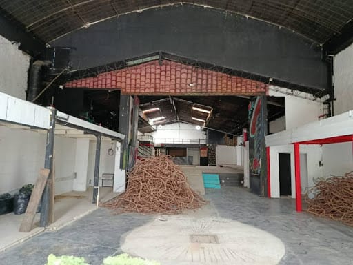 Local en arriendo en La Candelaria, Medellín, 600 m² · foto 9 de 19