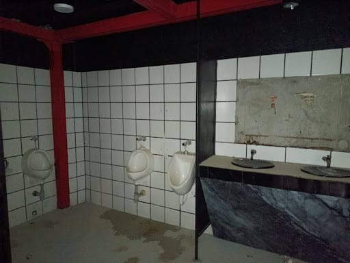 Local en arriendo en La Candelaria, Medellín, 600 m² · foto 16 de 19