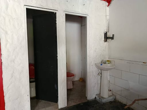 Local en arriendo en La Candelaria, Medellín, 600 m² · foto 17 de 19
