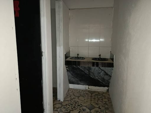 Local en arriendo en La Candelaria, Medellín, 600 m² · foto 19 de 19