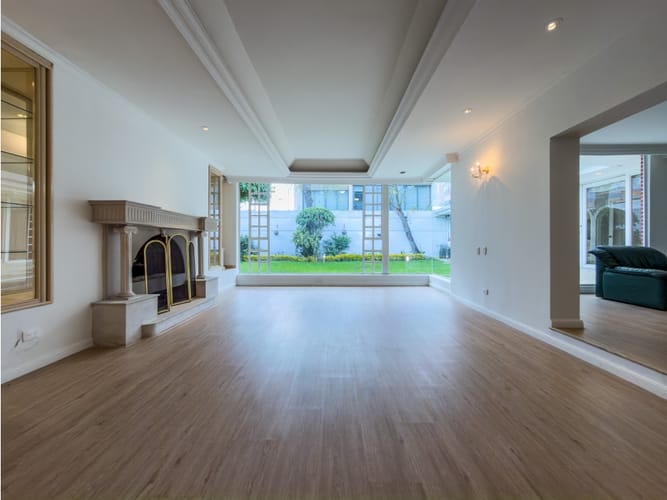 Apartaestudio en venta en Santa Ana Oriental, Bogotá, 800 m² · foto 12 de 24
