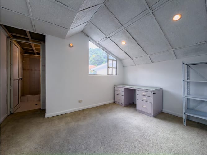 Apartaestudio en venta en Santa Ana Oriental, Bogotá, 800 m² · foto 23 de 24
