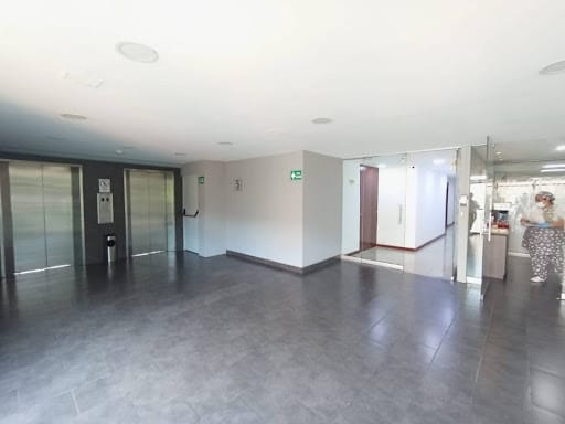Oficina en arriendo en Milla De Oro, Medellín, 420 m² · foto 2 de 24