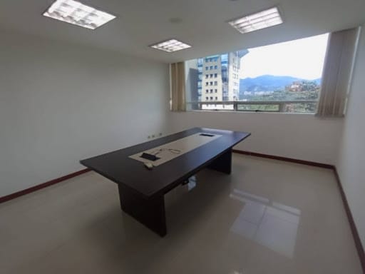 Oficina en arriendo en Milla De Oro, Medellín, 420 m² · foto 16 de 24