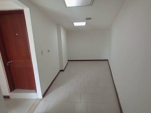 Oficina en arriendo en Milla De Oro, Medellín, 420 m² · foto 18 de 24
