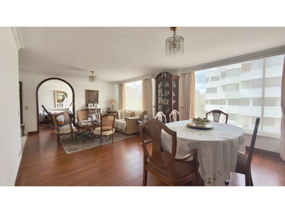 Apartamento en venta en Santa Barbara, Bogotá · foto 2 de 14