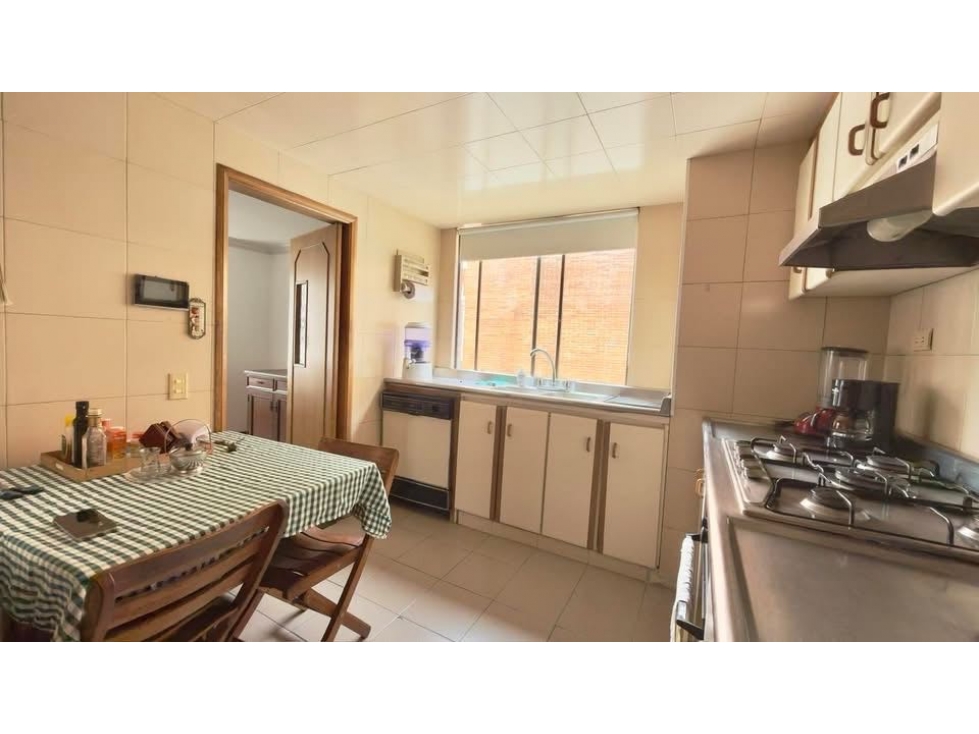 Apartamento en venta en Santa Barbara, Bogotá · foto 5 de 14