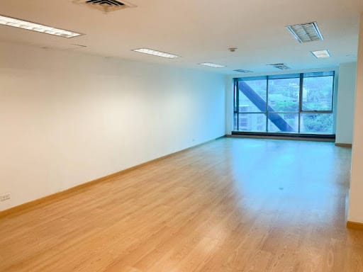 Oficina en arriendo en Cristo Rey, Medellín, 51 m² · foto 2 de 7