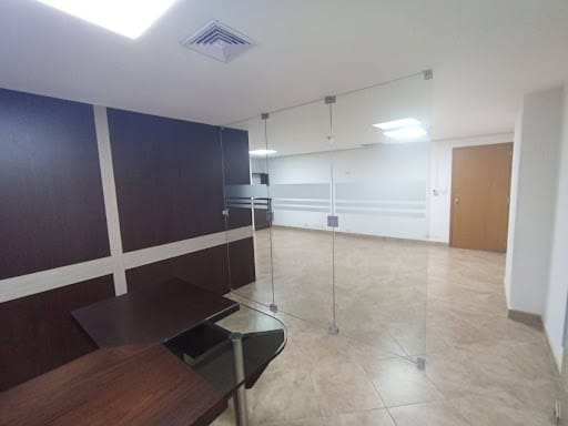 Oficina en arriendo en Simesa, Medellín, 60 m² · foto 2 de 9