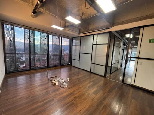 Oficina en arriendo en Vía Las Palmas, Medellín, 251 m² · foto 4 de 21