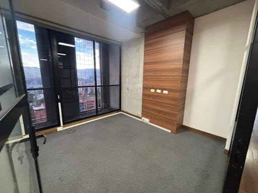 Oficina en arriendo en Vía Las Palmas, Medellín, 251 m² · foto 9 de 21