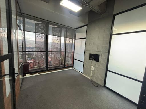 Oficina en arriendo en Vía Las Palmas, Medellín, 251 m² · foto 10 de 21