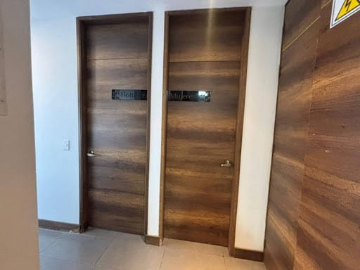 Oficina en arriendo en Vía Las Palmas, Medellín, 251 m² · foto 20 de 21