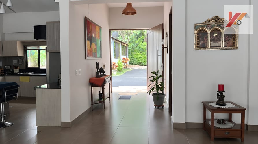 Casa de 5 alcobas en venta en El Totumo, Ibagué, 800 m² · foto 2 de 19