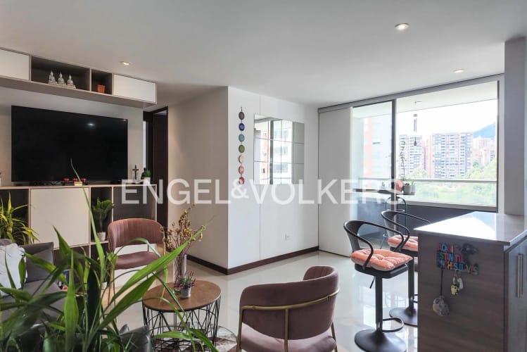 Apartamento de 2 alcobas en arriendo en Tierra Grata, Envigado, 68 m² · foto 3 de 19