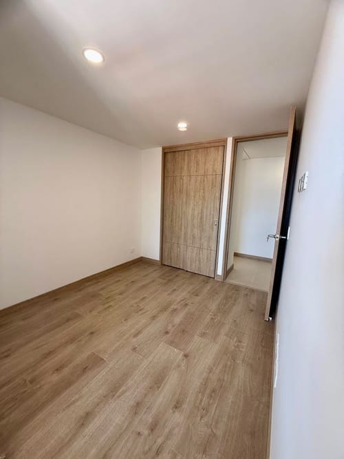 Apartamento de 3 alcobas en venta en Laureles, Medellín, 94 m² · foto 10 de 20