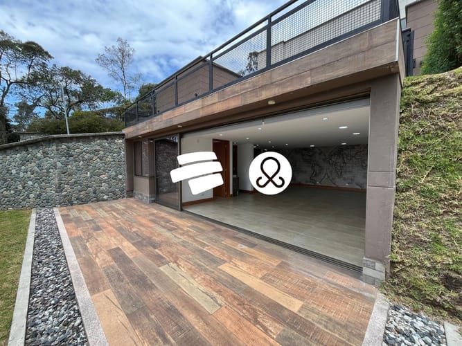 Casa de 4 alcobas en venta en Loma Del Escobero, Envigado, 575 m² · foto 3 de 24