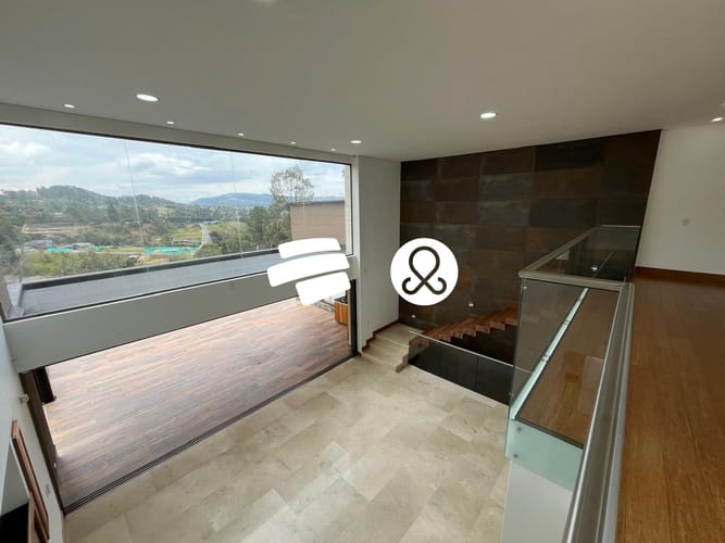 Casa de 4 alcobas en venta en Loma Del Escobero, Envigado, 575 m² · foto 9 de 24