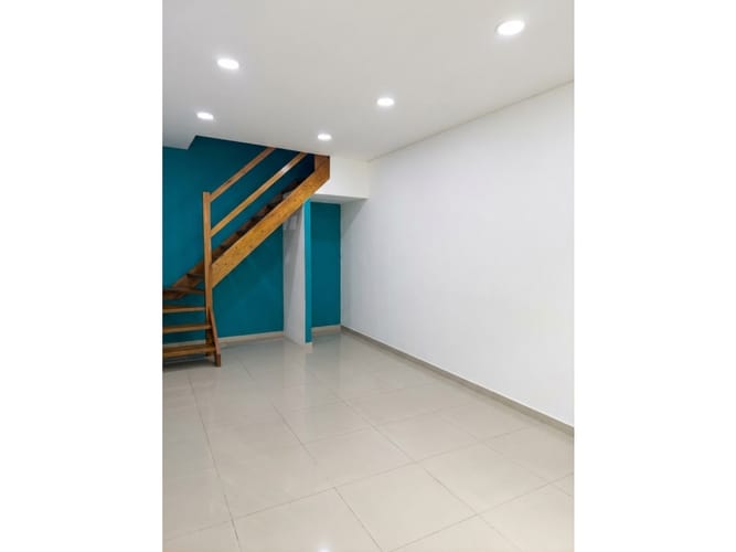 Local en arriendo en Ditaires, Itagüí, 40 m² · foto 6 de 6