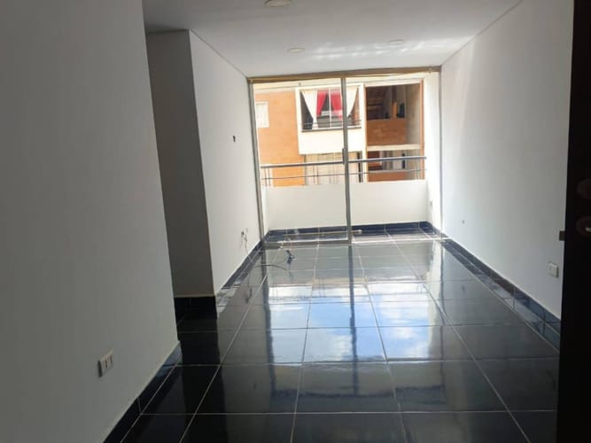 Apartamento de 3 alcobas en venta en Pantanillo, El Retiro, 60 m² · foto 2 de 22