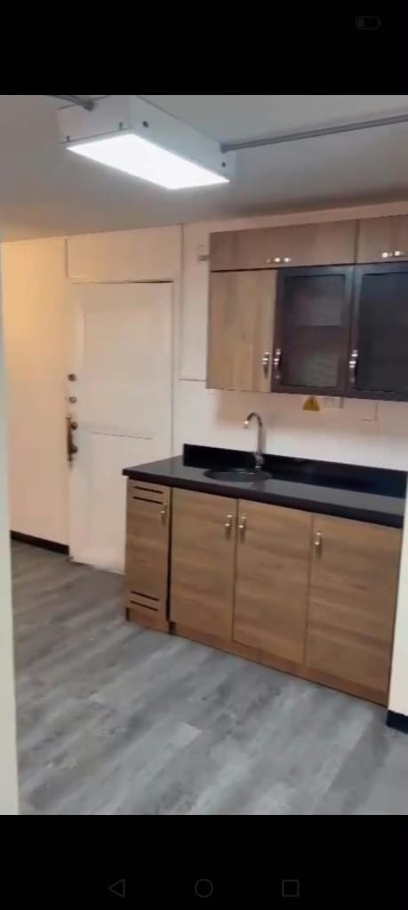 Apartaestudio en venta en Chico Norte, Bogotá, 42 m² · foto 2 de 6