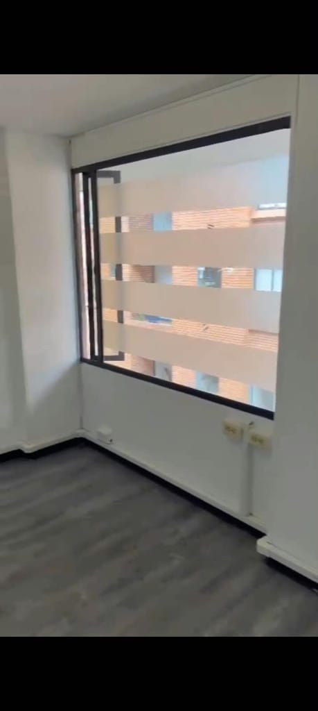 Apartaestudio en venta en Chico Norte, Bogotá, 42 m² · foto 6 de 6