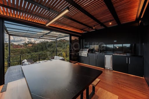 Casa de 3 alcobas en venta en Loma Del Escobero, Envigado, 200 m² · foto 3 de 15