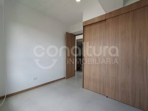 Apartamento de 2 alcobas en arriendo en Chile, La Estrella, 75 m² · foto 11 de 17