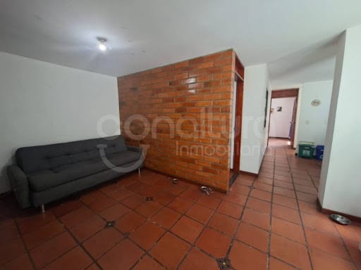 Casa de 3 alcobas en venta en El Trianon, Envigado, 93 m² · foto 5 de 15